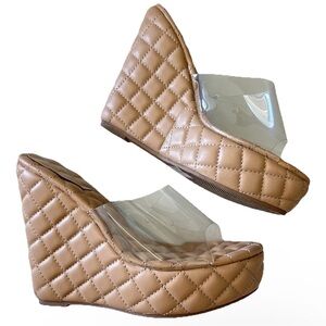 Women’s Sz 8.5 Wedge Platform Sandals Venus Quilted Nude Clear